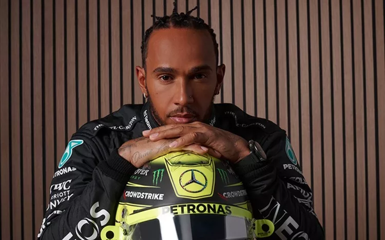 Lewis Hamilton - #44
